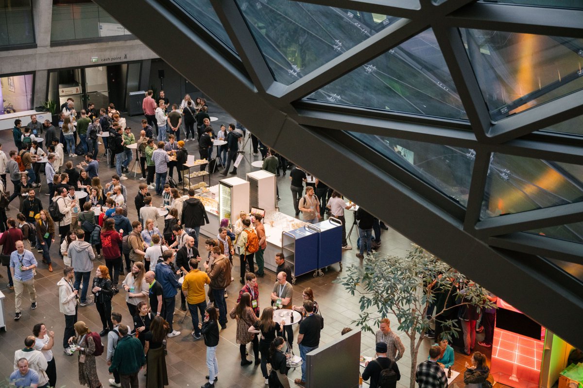 PyConDE & PyData tweet media