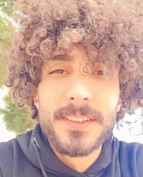 مهران زند، جوان ۳۲ ساله، روز ۱۹ دی در شهریار تهران با شلیک گلوله جنگی ماموران خامنه‌ای جان باخت. سرکوبگران ابتدا او را مجروح کردند و سپس سنگدلانه با شلیک تیرخلاص به گلویش او را کشتند.