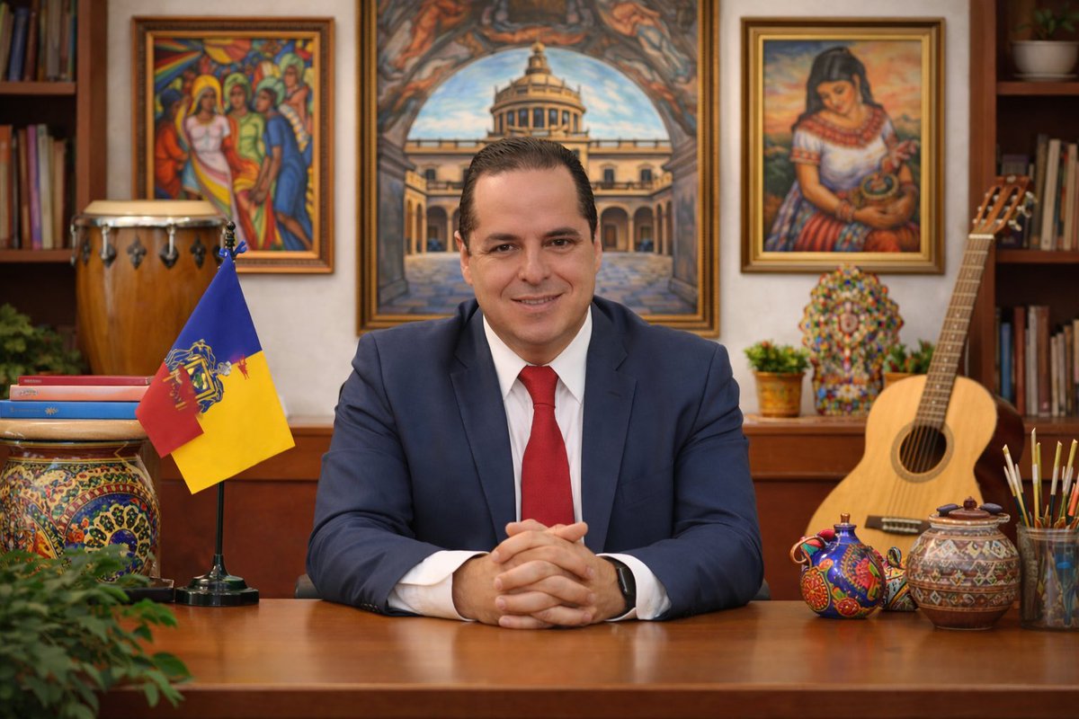 afondoJAL's tweet image. La #Cultura como tejido, no como adorno; la visión del diputado Enrique Velázquez @EnriqueV01  @LegislativoJal 
Por @VioletaMorenoH 
afondojalisco.com/cultura-como-t…