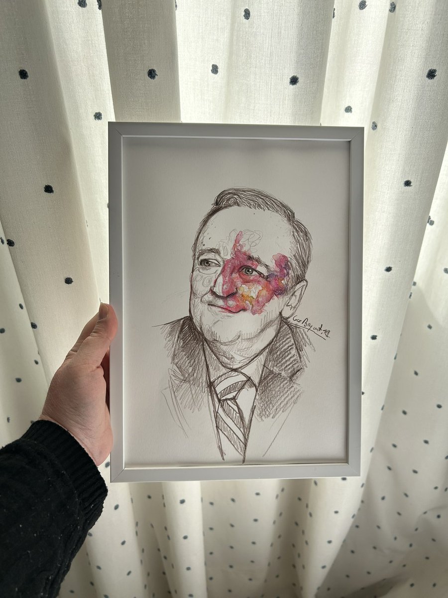 Es curioso que haya tanta gente diciendo que el dibujo es suyo y esté aquí en mi casa 🤣🤣🤣Pero no por mucho tiempo porque si hay suerte se va pronto con el doctor Mariano Barbacid. ❤️🥰❤️