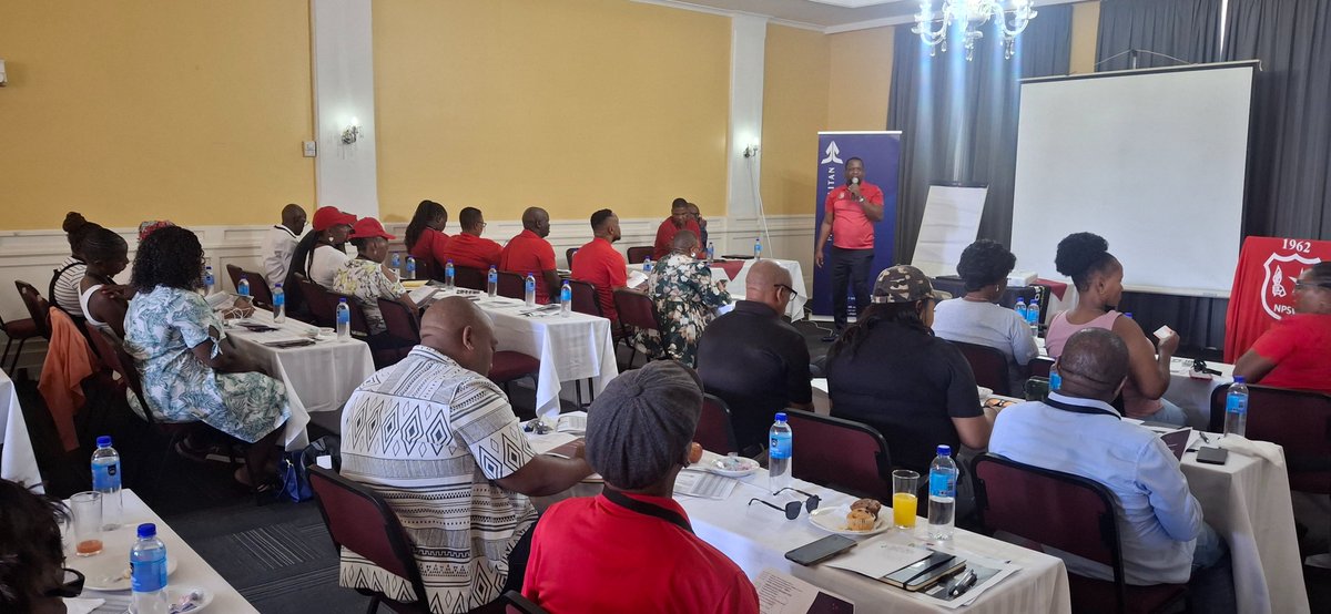NpswuToday's tweet photo. Successful Shop Stewards Workshop held last Wed with KZN Shop Stewards, NEC members, National Office Bearers, social partners & trainers. Focus: structure building, leadership & strengthening worker representation. Asijiki✊🏾
#NPSWU60YearsOfServing #EqualPayEqualWork #VivaNPSWU https://t.co/JuLhEELK0g