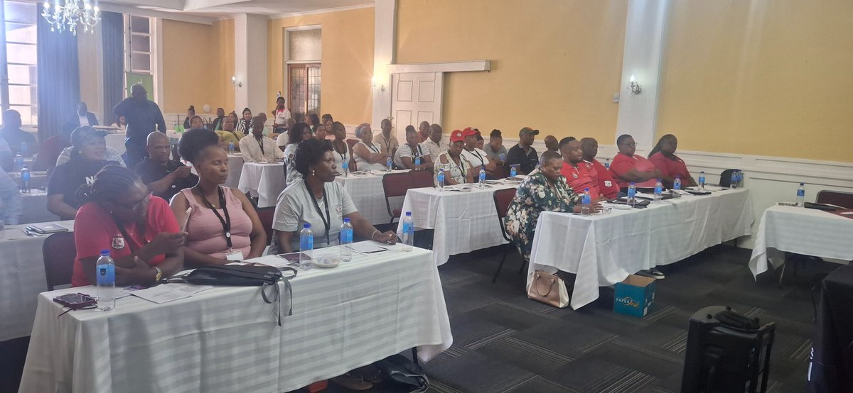 NpswuToday's tweet photo. Successful Shop Stewards Workshop held last Wed with KZN Shop Stewards, NEC members, National Office Bearers, social partners & trainers. Focus: structure building, leadership & strengthening worker representation. Asijiki✊🏾
#NPSWU60YearsOfServing #EqualPayEqualWork #VivaNPSWU https://t.co/JuLhEELK0g