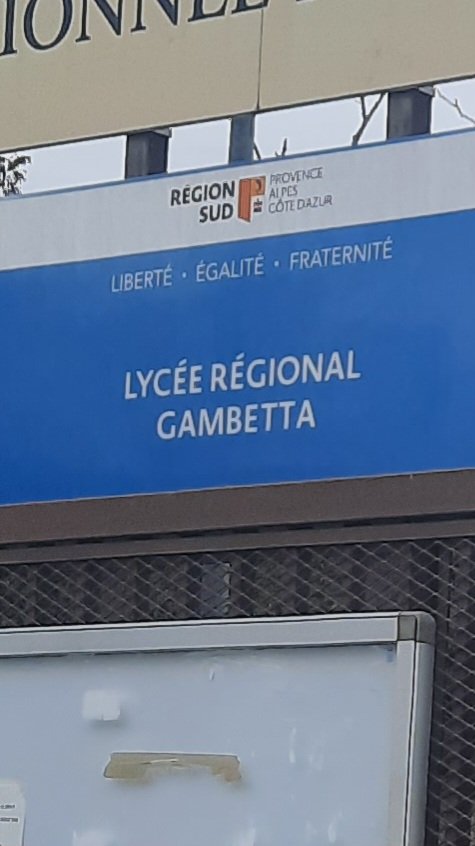 Le Bras Angèle tweet media