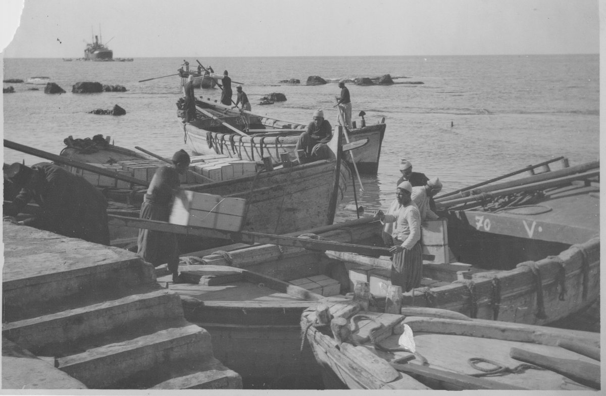 rossinjoppa's tweet photo. #Day185 Portobello to Tokyo fundraiser for https://t.co/p86lkRLaFX
This late morning’s donation is to https://t.co/x7OczklbL4

Gorky Reservoir: -16c light snow showers

photo: Shipping oranges at Jaffa c1940

@ll4gaza_ofcl https://t.co/YcoLjPbt9Y