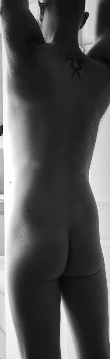 Thomasmcc90's tweet photo. Bum https://t.co/oXywKsfNMU