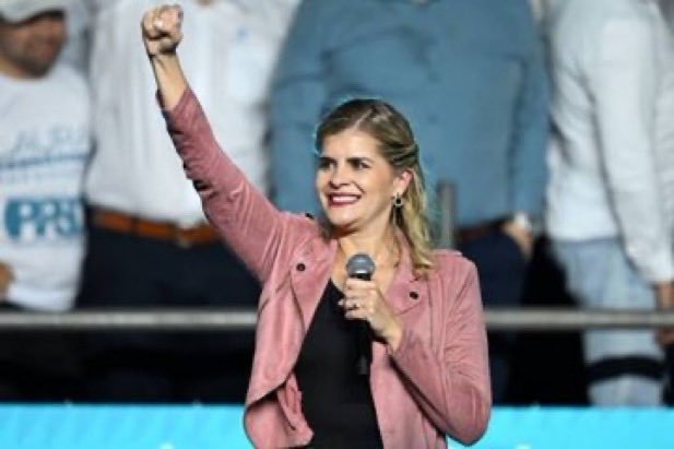 🚨LO ULTIMO‼️ COSTA RICA elige en primera vuelta y por segunda vez en su historia a una mujer presidenta y le da la victoria a LAURA FERNÁNDEZ, quien llega al poder con mano dura contra el narcotráfico y respaldada por la administración de Donald Trump.