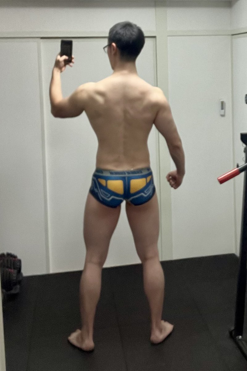 shumbo0419's tweet photo. 月1成果録　2026.2月
1月は体調不良でほとんどトレできず-2kg🫠
1年経過したけどボリューム落ちてるのが良くわかる…
取り返す💪 https://t.co/PTAdG4TQdS