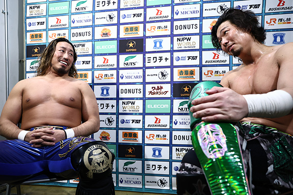 辻「なんで、EMPIREを再編する必要があるんだ？（中略）なんならよ、Unbound Co.の方が面白ぇんじゃねぇか？」

ジェイク「“引き抜き”かい？（中略）引き抜こうったって、どう引き抜くつもりだい？」

辻「次の大阪、俺たち試合するだろ？負けたらどうする？」

全文
njpw.co.jp/tournament/res…

#njnbg