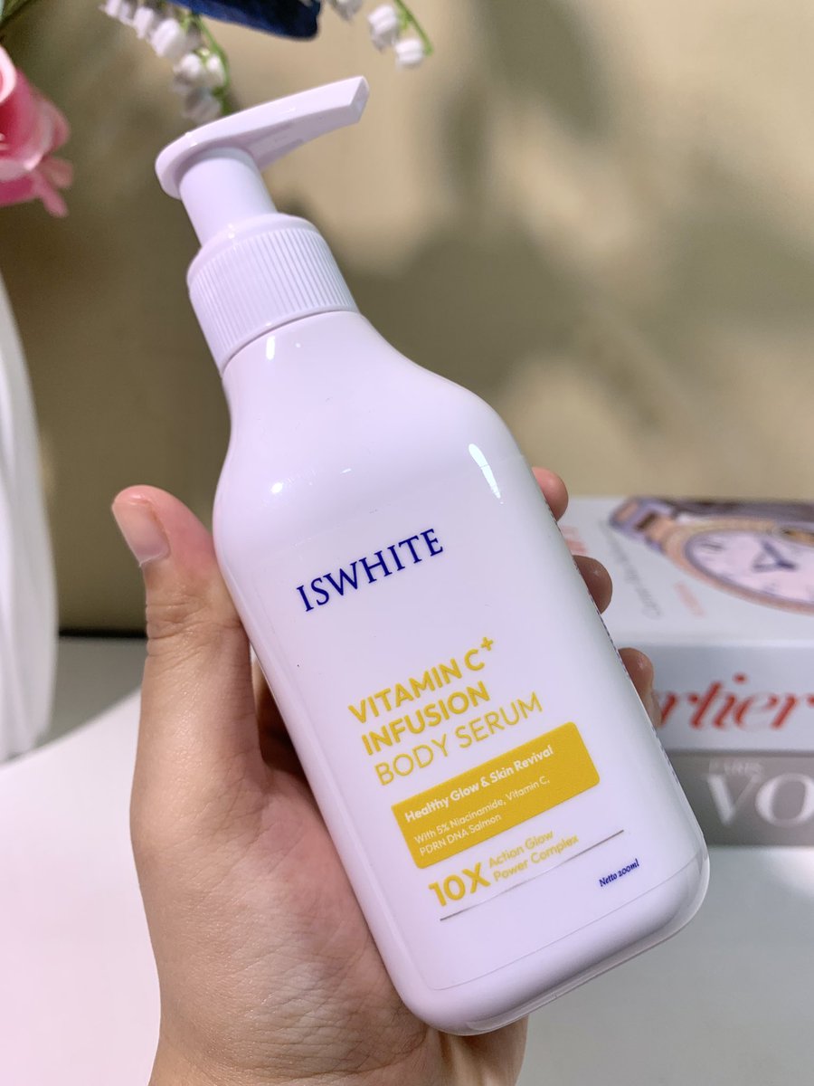 inivaavaa's tweet photo. Februari… F nya apa?? 
Fallin’ in love with body serumnya Iswhite yang baru launchingg 😭💛

Literally tipe produk yang bikin aku ga mau skip daily body care ✨ https://t.co/kI3fCtS1xN