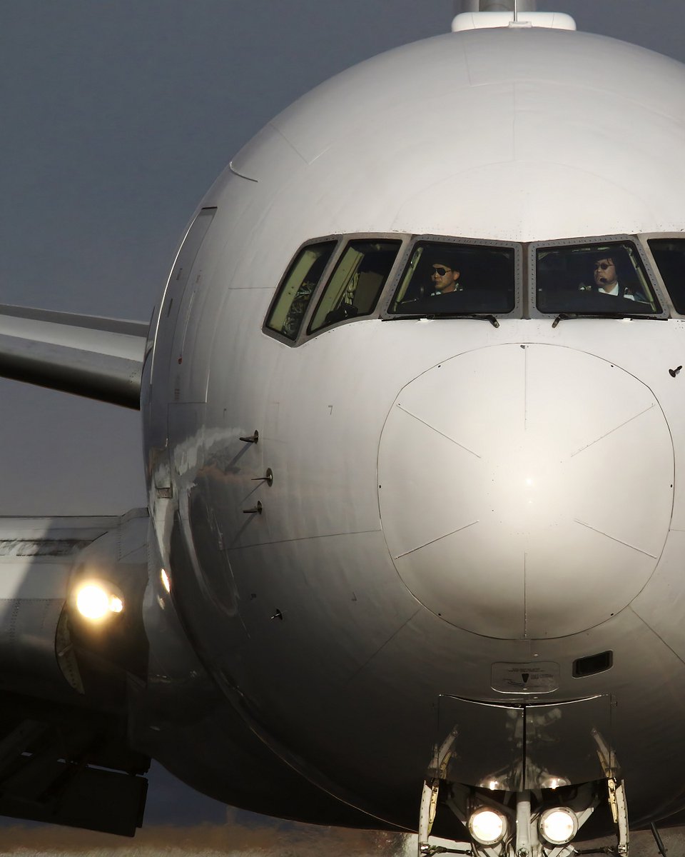 ドーンと767
出雲空港