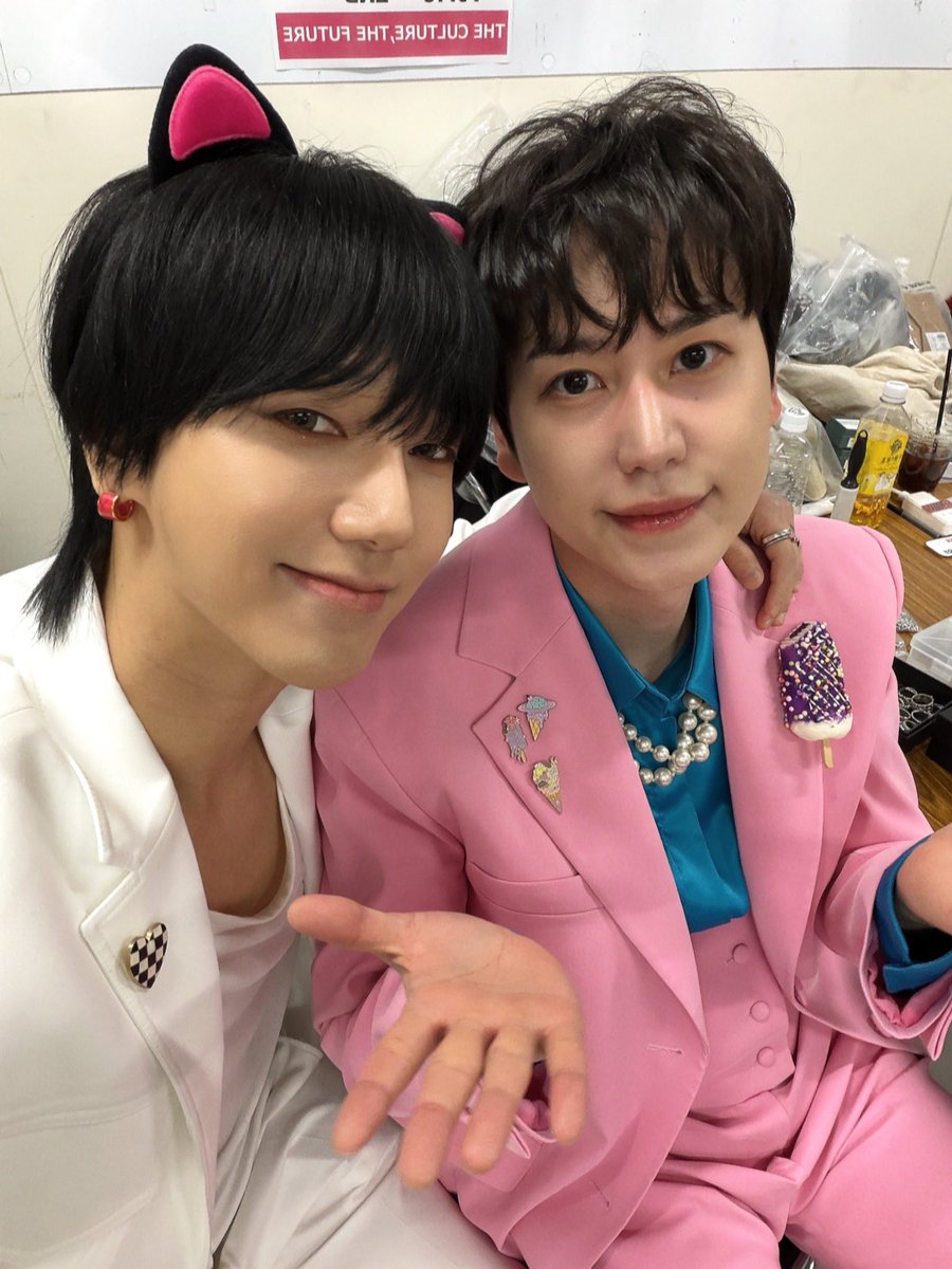 초딩 예규 🐱🐦 <a href="/SJofficial/">SUPER JUNIOR</a> <a href="/YESUNG_smtown/">YESUNG official</a>