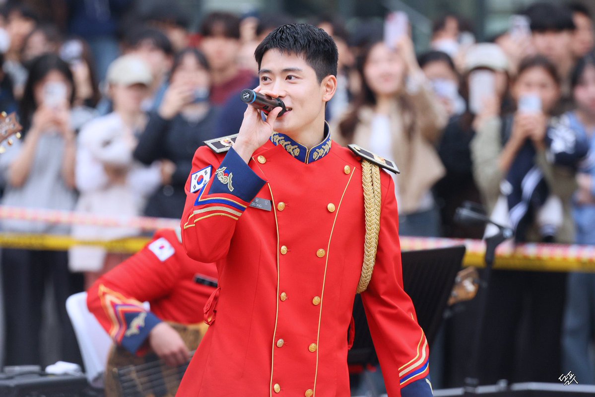 neogreen_127's tweet image. ❣️