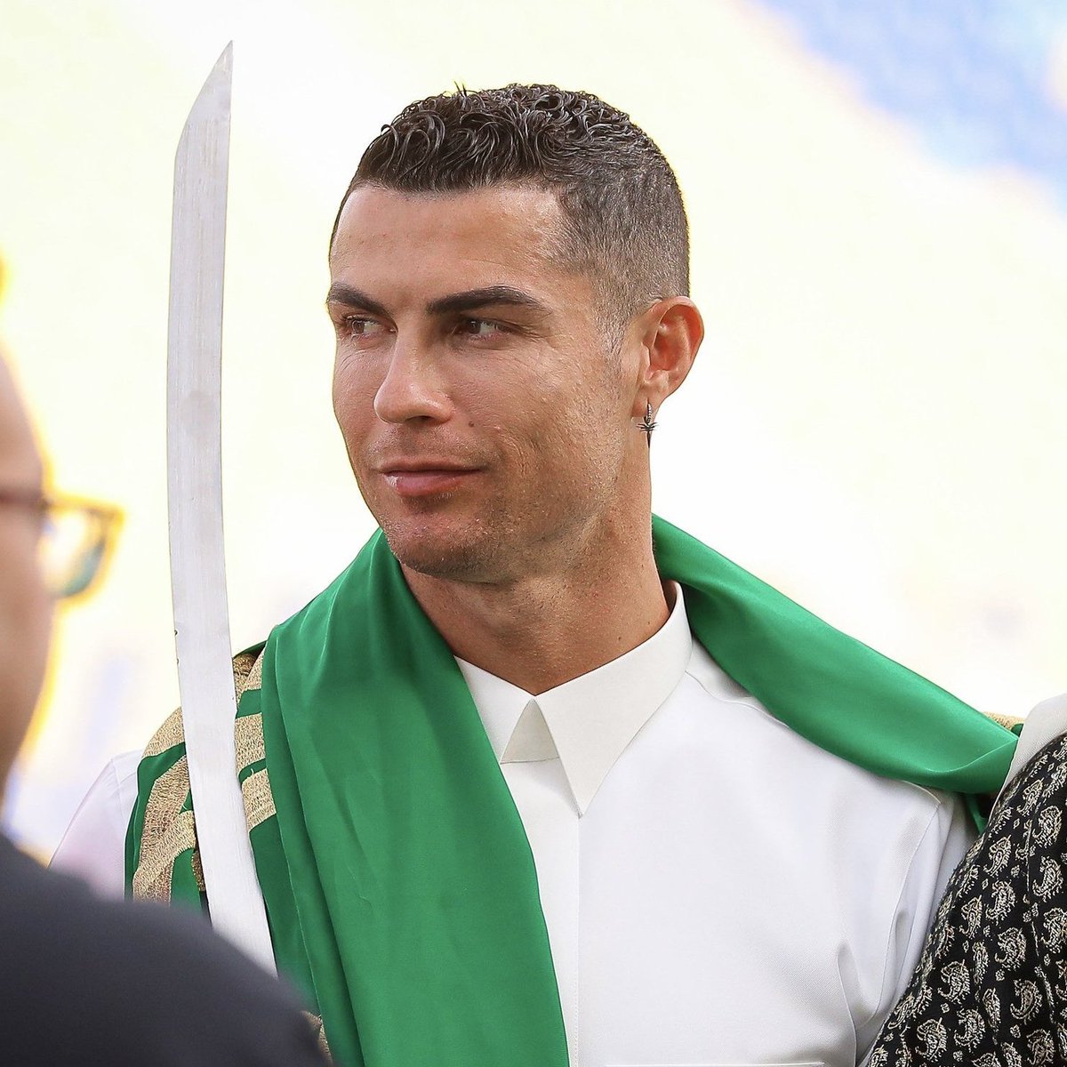 nexustransfer's tweet image. Cristiano Ronaldo, tek cümlesiyle Suudi Ligi'nde 3 transferi askıya aldırdı.

⚠️ Karim Benzema - Al Hilal
⚠️ Youssef En-Nesyri - Al Ittihad
⚠️ N'Golo Kante - Fenerbahçe