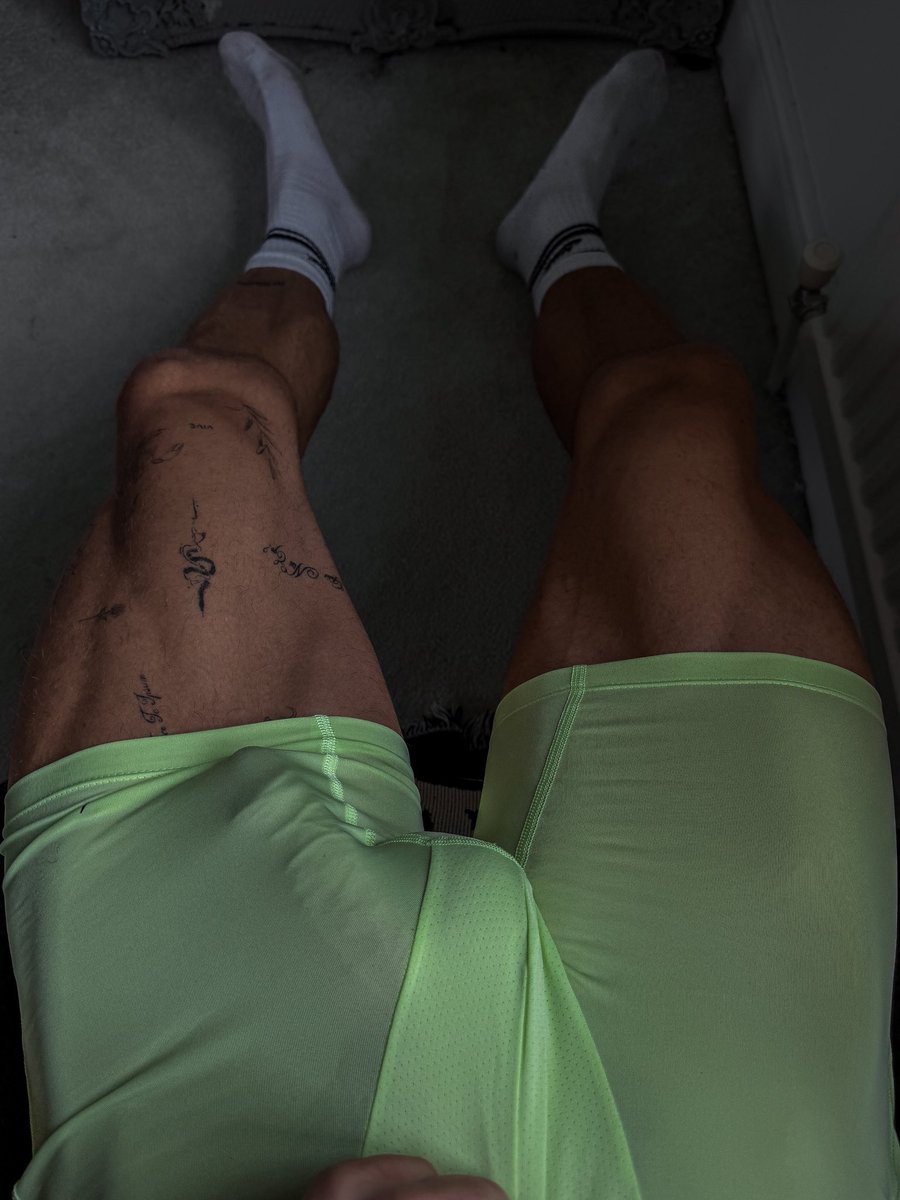 AlphaWill12's tweet photo. Testing the limits of daddy’s new Nike Pro shorts 😏 https://t.co/3SrKagnGkx