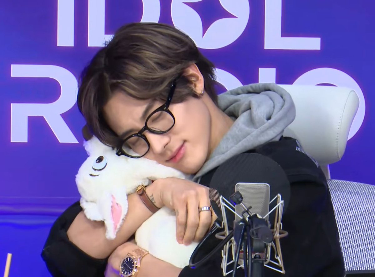 #ERIC #에릭 edi 4cut today ♡