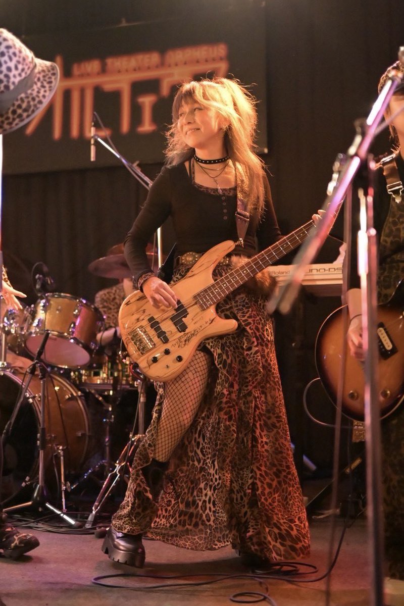 Kayo_Chaaaco's tweet image. 最高に楽しいライブでした✧︎*。

ご来場頂いた皆さま
応援してくれた皆さま
Rally実行委員の徳さん
そして大切なメンバー

𝙏𝙝𝙖𝙣𝙠 𝙮𝙤𝙪 𝙛𝙤𝙧 𝙖𝙡𝙡.

(Phot by JESSYｻﾝ)