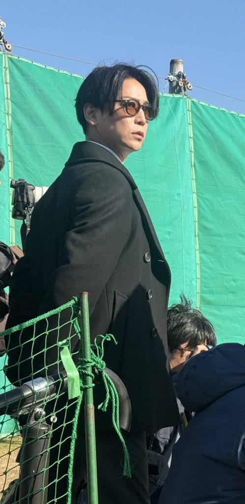 skaaczhuiykao's tweet photo. 2026年宮崎キャンプ取材２日目の亀梨君🩷
亀ちゃんは、昨夜、東京に帰ると思ってたのに、宮崎で、また会えて、大感激🩷
しかも、朝から超ヤバかった😍
晴天のおかげで、LIVEでもないのに、
まさかのグラサン亀ちゃんに、目の前で、超近くで会えて、超ラッキー🩷
マジに、太陽に感謝でした❣️

#亀梨君 https://t.co/viY0MSctwt