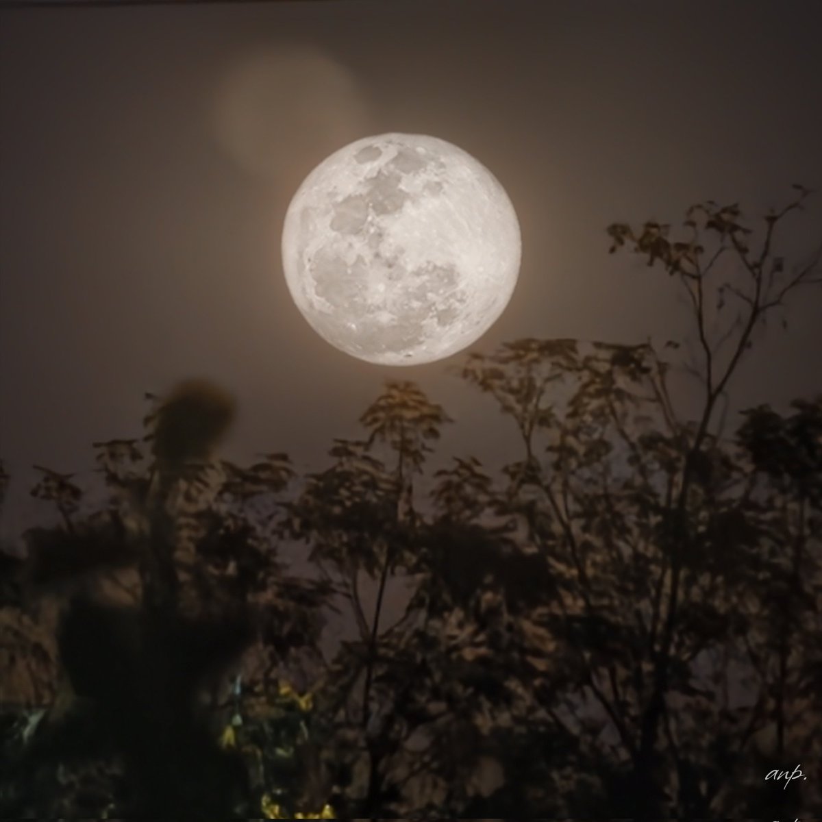 Onn_anp13's tweet image. พระจันทร์วันเพ็ญขึ้น 15 ค่ำ เดือน 3 สวยดีนะ