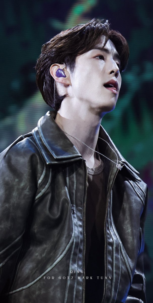 251220 MARK TUAN SILHOUETTE FANCON IN SHENZHEN

🥰🥰

<a href="/marktuan/">Mark Tuan</a> <a href="/DNAmngmnt/">Mark Tuan Official</a> 

#MarkTuan_Silhouette 
#MARKTUAN #段宜恩 #마크 
#silhouette