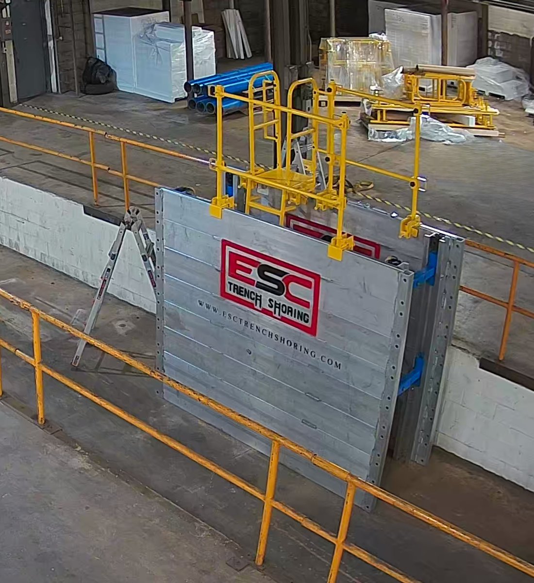 ESCTrenching's tweet photo. Maximize trench safety with ESC Trench Boxes—now with ladders and guardrails for complete access and protection. Choose safer excavation. 

Contact us today.
✉️ info@esctrenchshoring.com or 📞 ᴜꜱᴀ  (980) 689 4389 ᴄᴀɴᴀᴅᴀ +1 (902) 442 0800
🌐 https://t.co/Kz6AhMqQCW https://t.co/tE1jWZbP44