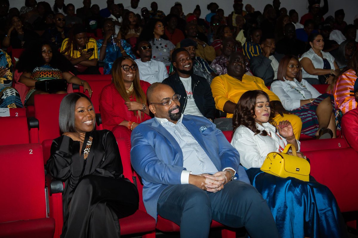 Chude's tweet photo. They came out for me. ❤️
Across generations, industries, and stories.
This wasn’t just a book launch.
It was a shared moment of truth.
#HowDepressionSavedMyLife https://t.co/bqECndcW12