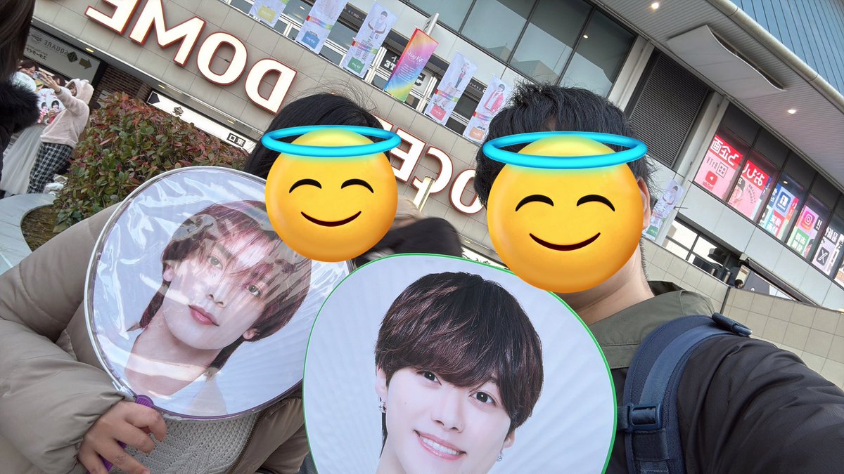 yotsu_naniwa's tweet photo. バタバタしてて全然写真撮れんかったけどめちゃくちゃ楽しかった…まさかのアリーナ席に興奮しすぎた https://t.co/pkSZERNZ4H