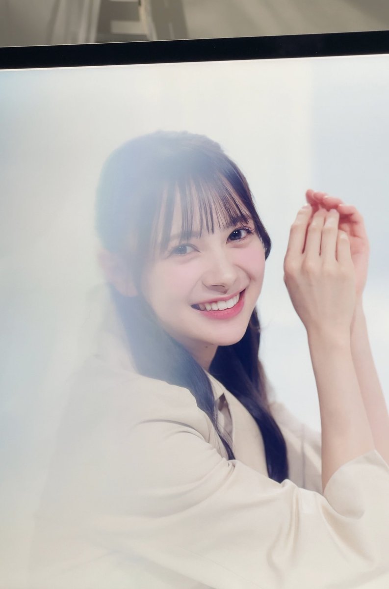 🔎AKB  センター

67thシングル『名残り桜』センターの
伊藤百花(いとうももか) 22歳です🌸🪽🍑
<a href="/momoka_ito1206/">伊藤百花</a> 

#AKB48_名残り桜
#AKBの桜ソング
#CDTVライブライブ