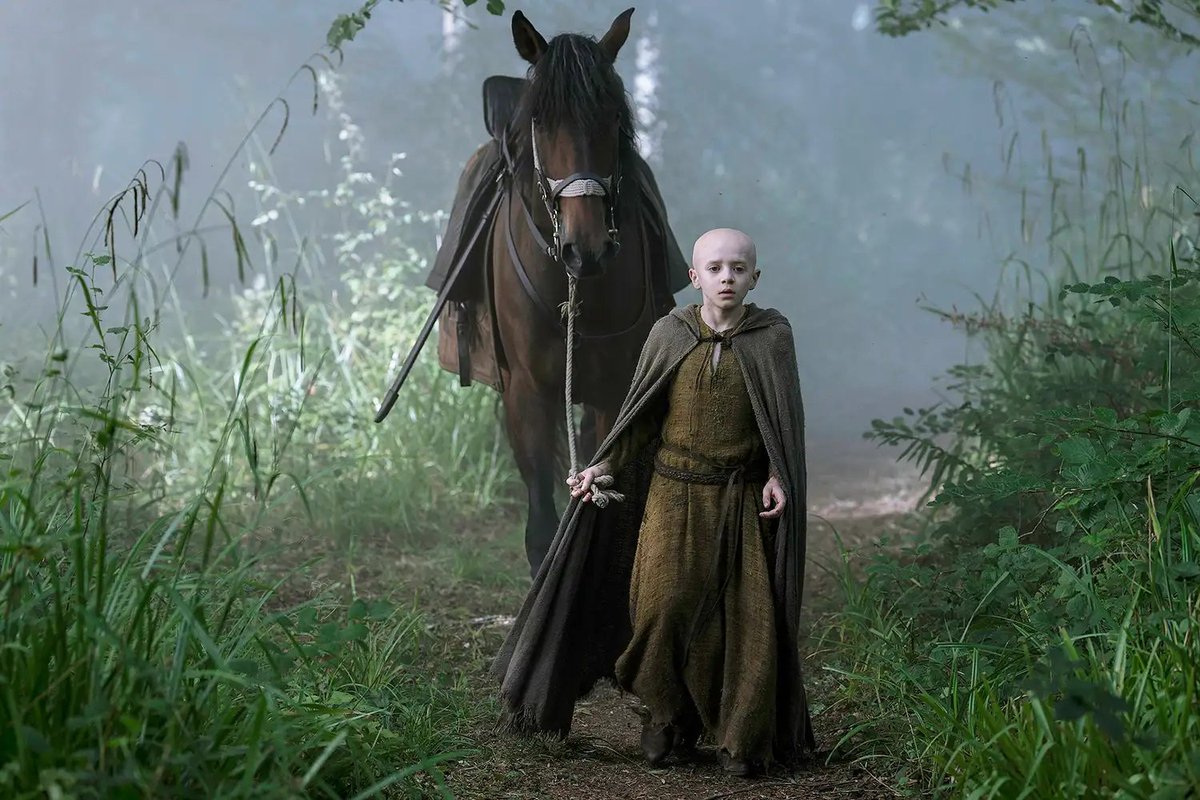 javedaslamsays's tweet photo. So Egg will eventually become King Aegon V, one of the most loved kings in Westeros history.

He'll spend his reign protecting smallfolk, sending food to the North during harsh winters, and actually caring about common people. Dunk stays by his side the whole time, eventually becoming Lord Commander of the Kingsguard.

However, here's the heartbreaking part: Egg becomes obsessed with bringing the dragons back. He gathers seven dragon eggs, works with pyromancers and wildfire, and it all goes wrong at Summerhall.

Both Dunk and Egg die in that fire together.

Knowing this ending makes every moment between them now feel heavier.

#AKnightOfTheSevenKingdoms