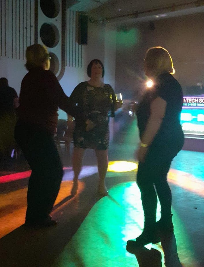 Sally Chambers (@salzchambre) on Twitter photo 