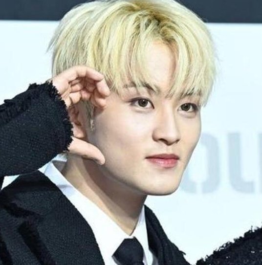 fatilbuff's tweet image. 会社が寂しい 🌀