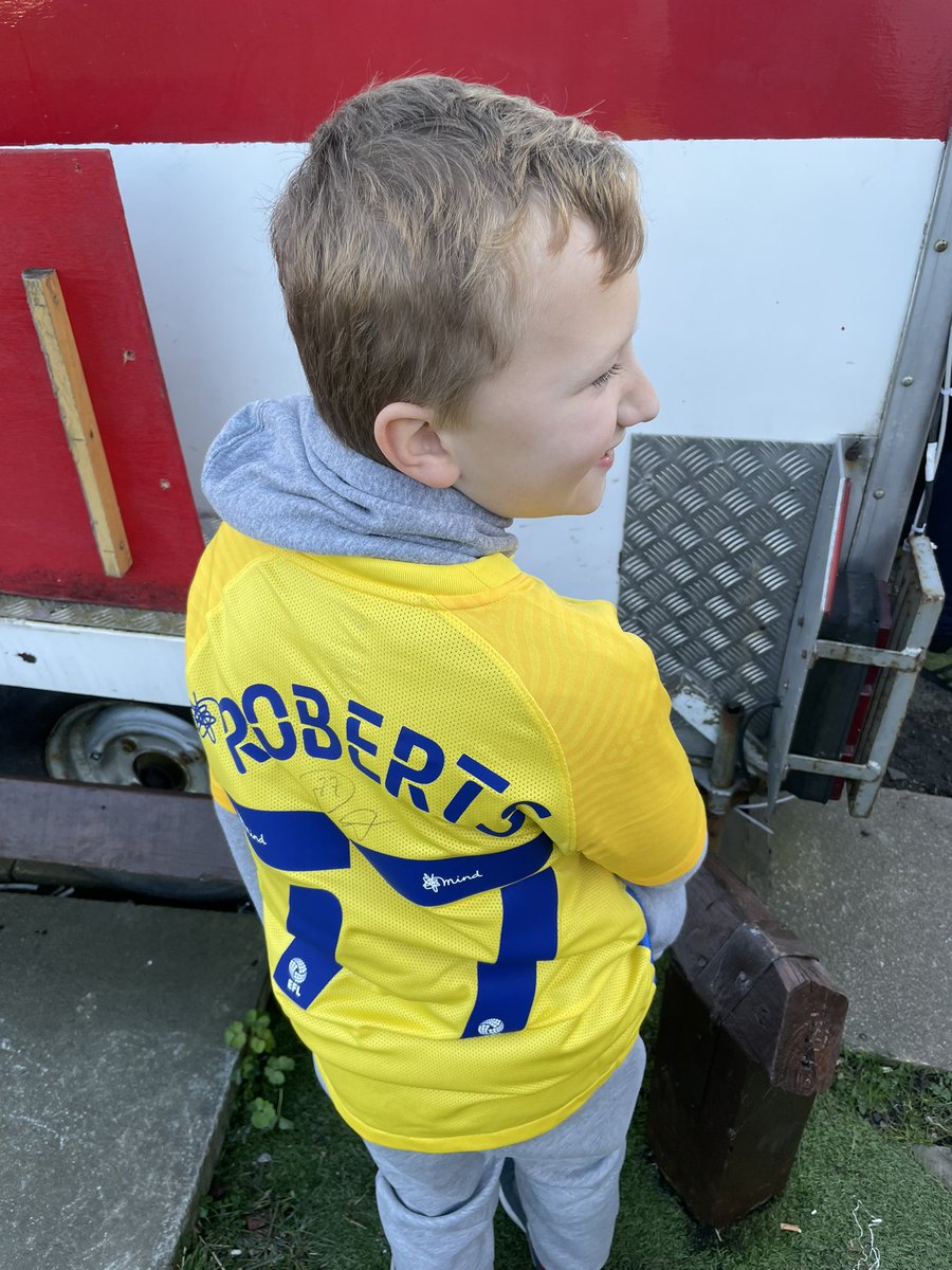 markhagan80's tweet photo. @patrick7roberts @SunderlandAFC Good luck @patrick7roberts - thanks for all the memories , I know my boy is going to miss you https://t.co/yMw2jUsCw6