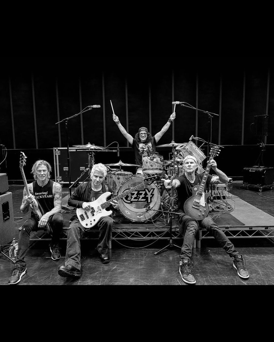 Slash News tweet media