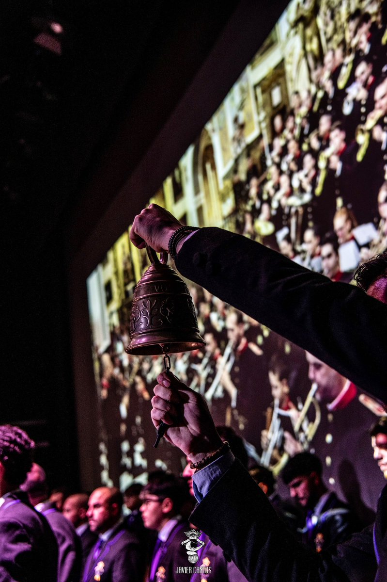 AMRedencion's tweet image. Tal y como él hubiera deseado, y por expreso deseo de su esposa, todo lo recaudado en el concierto “𝗦𝗼𝗻𝗿𝗶𝘀𝗮 𝗘𝘁𝗲𝗿𝗻𝗮” ha sido en beneficio de @AndexAsociacion y el proyecto “𝗦𝗲𝗿𝗲𝘀 𝗱𝗲 𝗟𝘂𝘇”🎗️

Querida Rocío: gracias por este bello acto de generosidad y amor en…