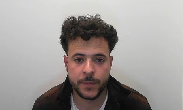 TheNorfolkLion's tweet image. 🚨 Another British woman RAPED by illegal small boat invader!  

Eid Anwar Fathi Najjar (21) stalked and brutally raped a vulnerable girl in York, left her half-naked and traumatised. Nightmares and anxiety forever.  

He begs: “Don’t deport me.”  

DEPORT THIS MONSTER NOW!…
