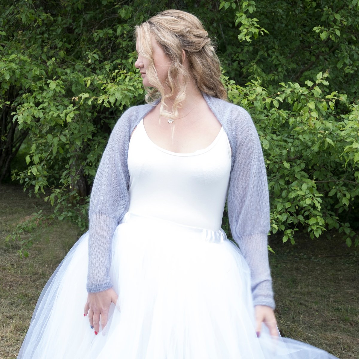 SuperSoftKnits's tweet photo. #Bridal #Bolero #Knit #Wedding #jacket #mohair #silk #dove #gray #Wedding #sweater #handmade #CoverUp #WeddingJacket #BridalWrap #Bridesmaid bolero
https://t.co/5ytjh0aEVB https://t.co/ZaaPnb0Hml