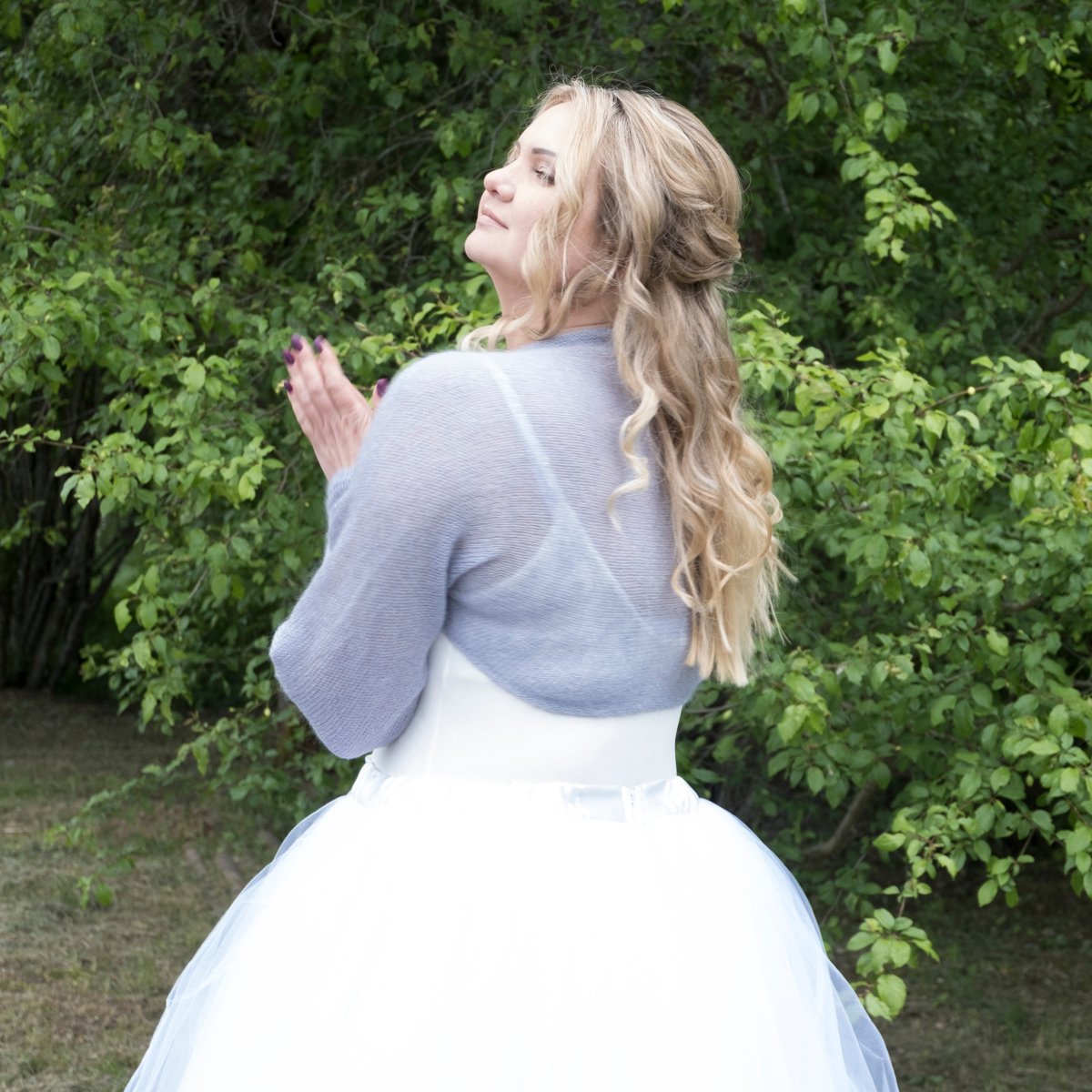 SuperSoftKnits's tweet photo. #Bridal #Bolero #Knit #Wedding #jacket #mohair #silk #dove #gray #Wedding #sweater #handmade #CoverUp #WeddingJacket #BridalWrap #Bridesmaid bolero
https://t.co/5ytjh0aEVB https://t.co/ZaaPnb0Hml