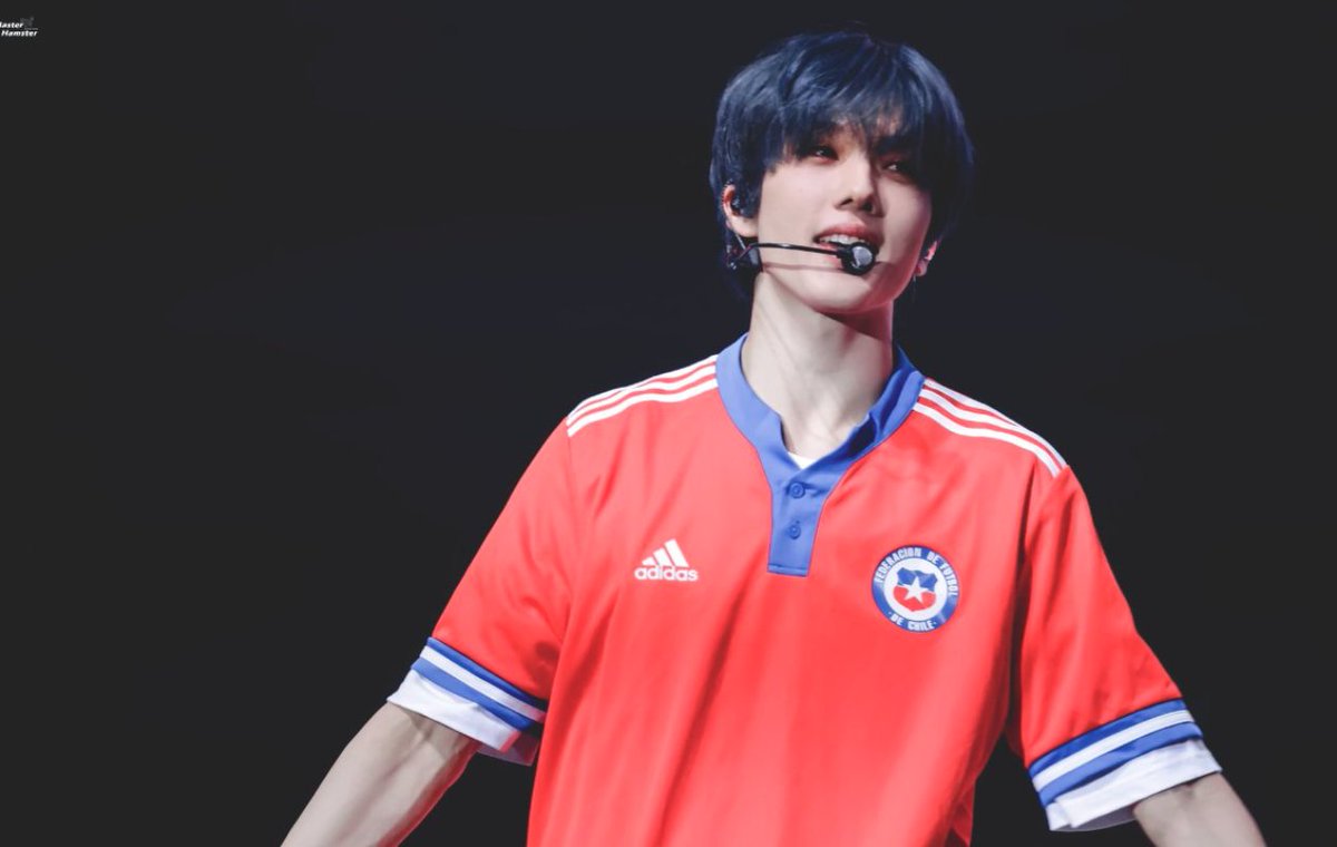 AboutMusicYT's tweet image. Taehyun, Jisung, Cristiano Ronaldo and Neymar are all celebrating their birthdays today.