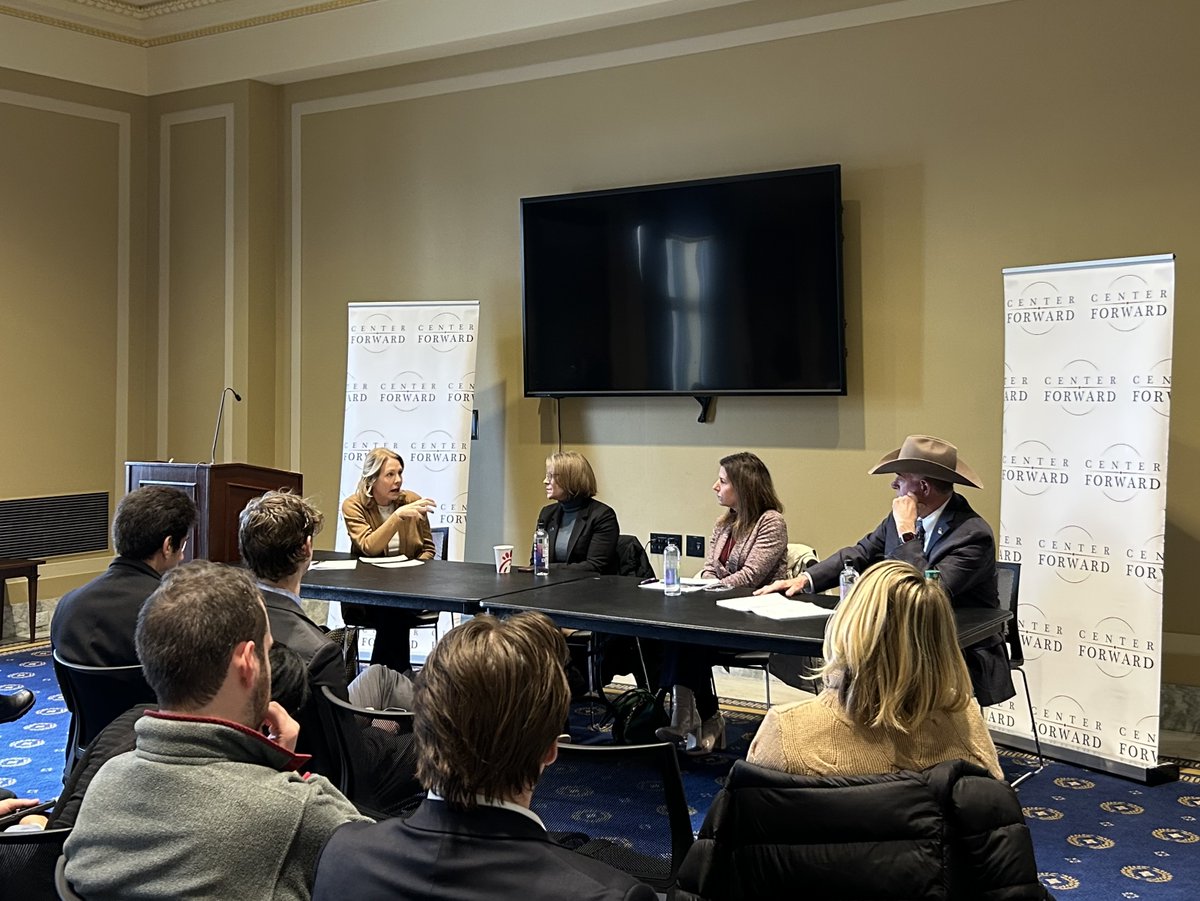 Center Forward tweet media