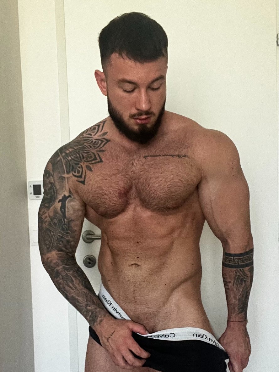 big boy club tweet media