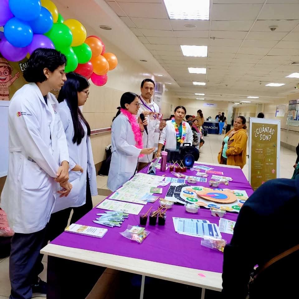HospitalHFIB's tweet photo. Las enfermedades infecciosas desatendidas y las transmitidas por vectores afectan principalmente a poblaciones vulnerables. Dengue, Zika y chikungunya también impactan en zonas urbanas. Su control requiere un enfoque integral, multisectorial y costo-efectivo.
#ElNuevoEcuador https://t.co/kPSBlNeZ4Z