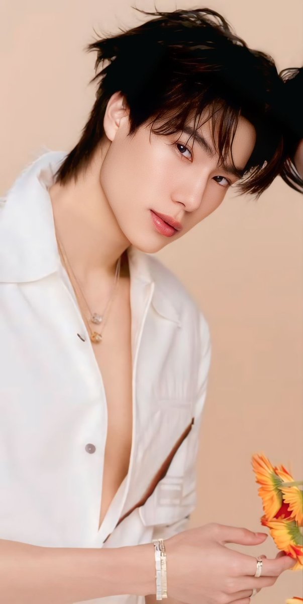 louwie | @ after dm tweet media