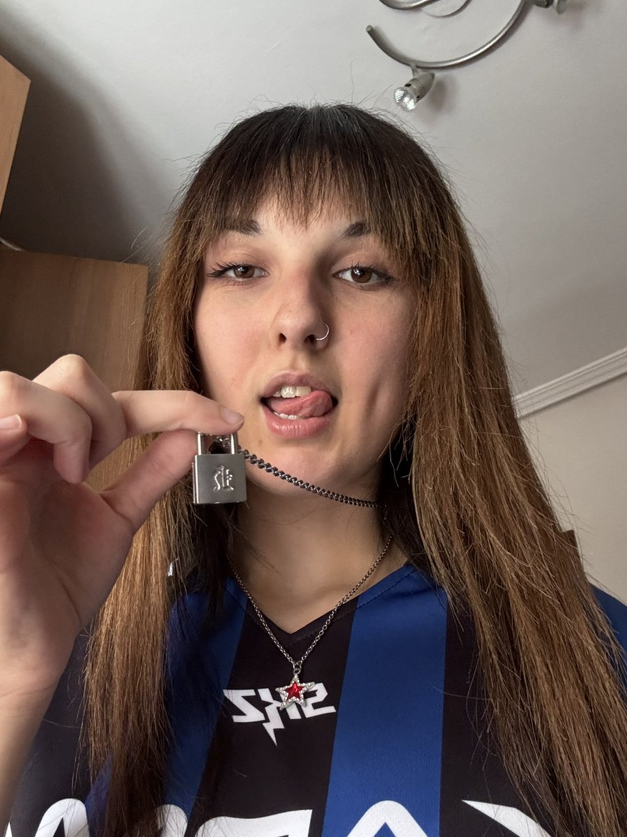 𝖘𝖆𝖗𝖎𝖙𝖆🦇 tweet media