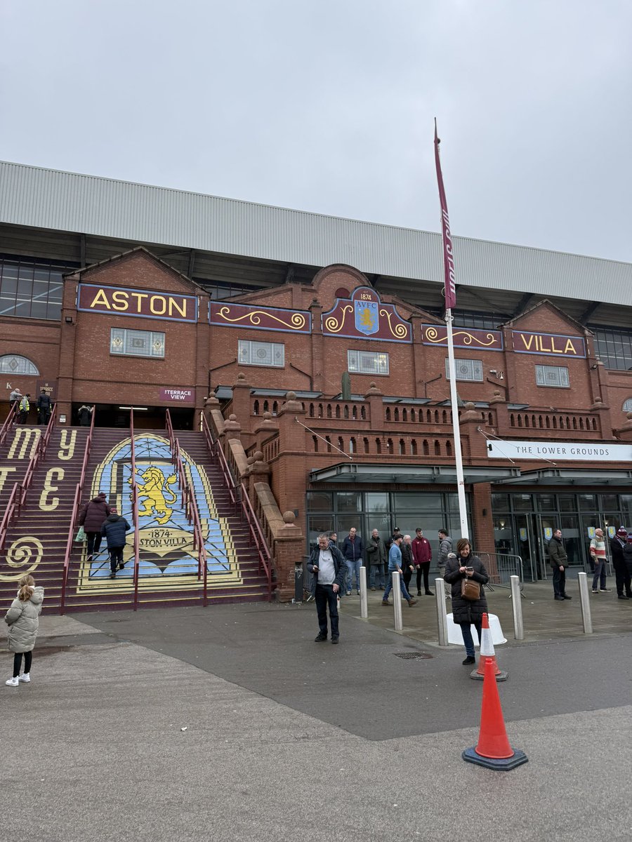 Mark Phillips tweet media