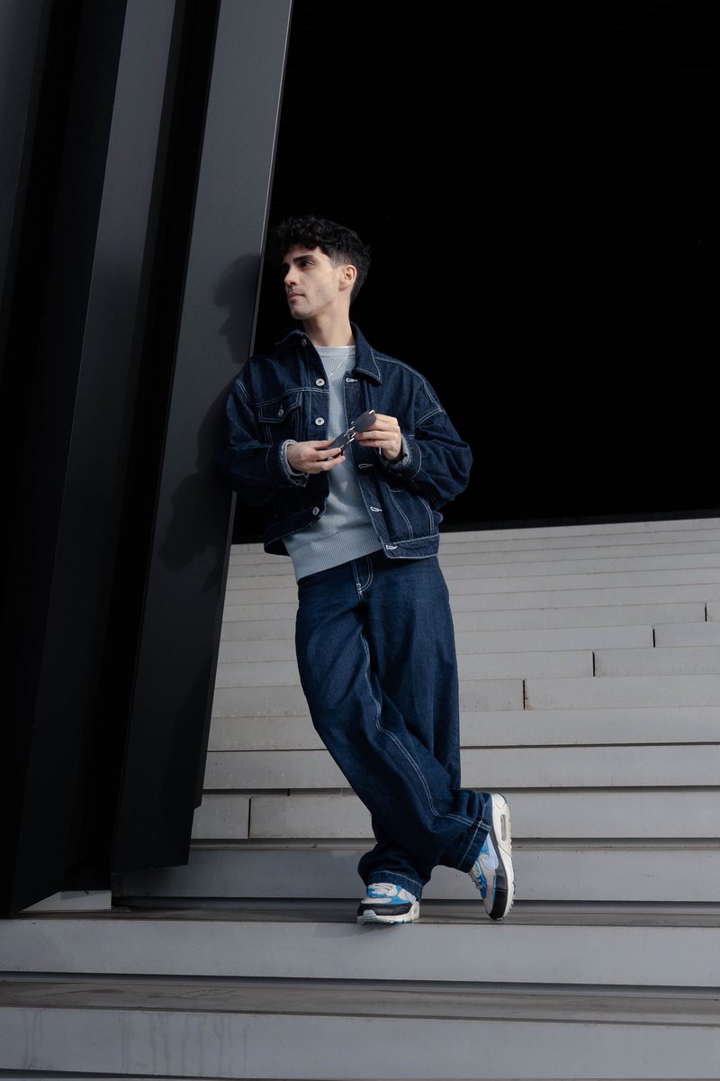 CrumblePhoto's tweet image. blessing your timelime with some @Lypning content