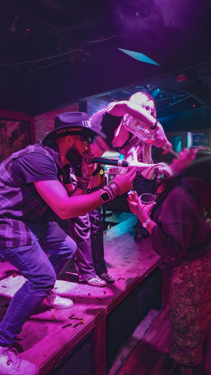 lukerokofficial's tweet photo. You want the Best? You got the Best.”😎

📸: @Shtovladya x @flashandfacts 

#country #cowboy #DJ #music #rockstar
@eventsolutionsbaltimore @bpesdjs https://t.co/zCx6xzxutf