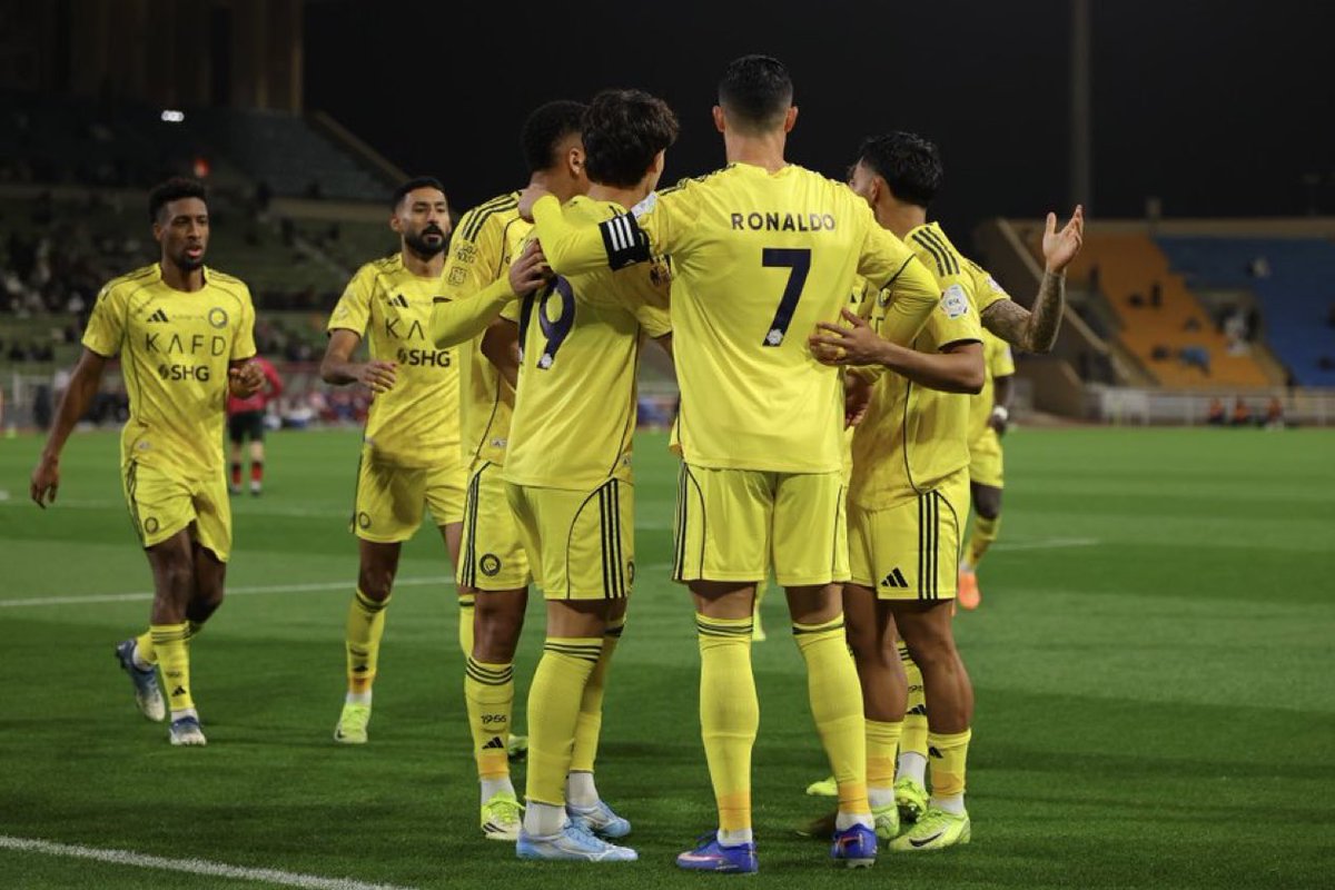 Nawaf_STATS's tweet photo. 🚨🚨🚨🚨💣💣💣💣💣- عاجل !

إدارة النصر ترفض خروج لاعبين #النصر او المدرب للتصاريح بعد المباراة وتمنع الجميع من الإدلاء بأي تصاريح 😱😱😱😱😱😱😱😱😱 https://t.co/BfYaNxp85I