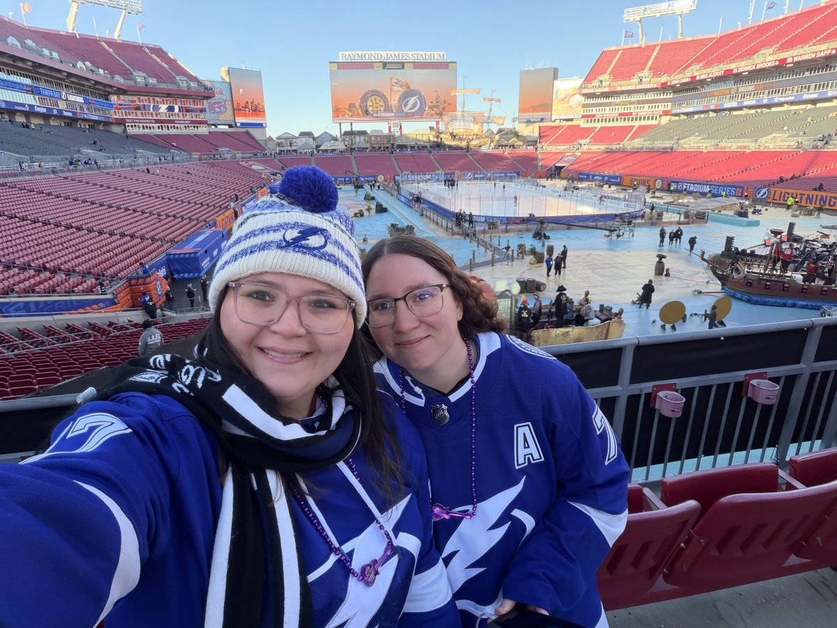 LSekeres's tweet photo. POV rent is due but @TBLightning #StadiumSeries is the priority. 
Go Bolts⚡️ https://t.co/UwtO2YKuJA