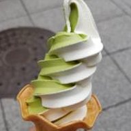 ANYFASA's tweet image. パソコンはどれかな？ 😳