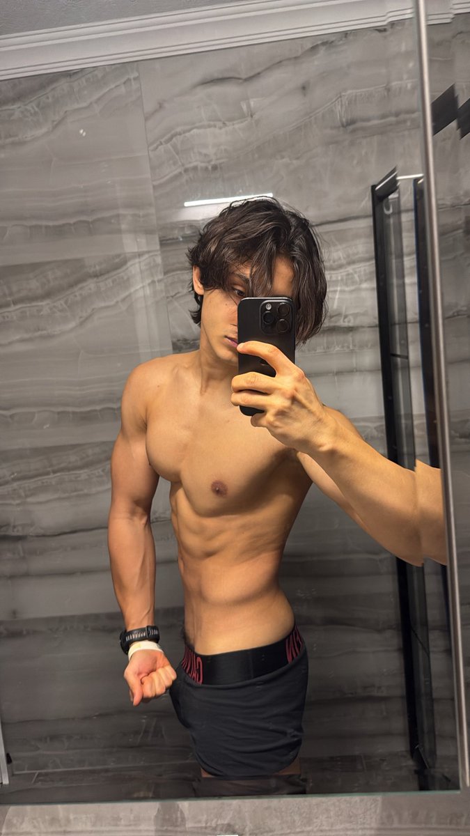 tunaesthletic tweet media