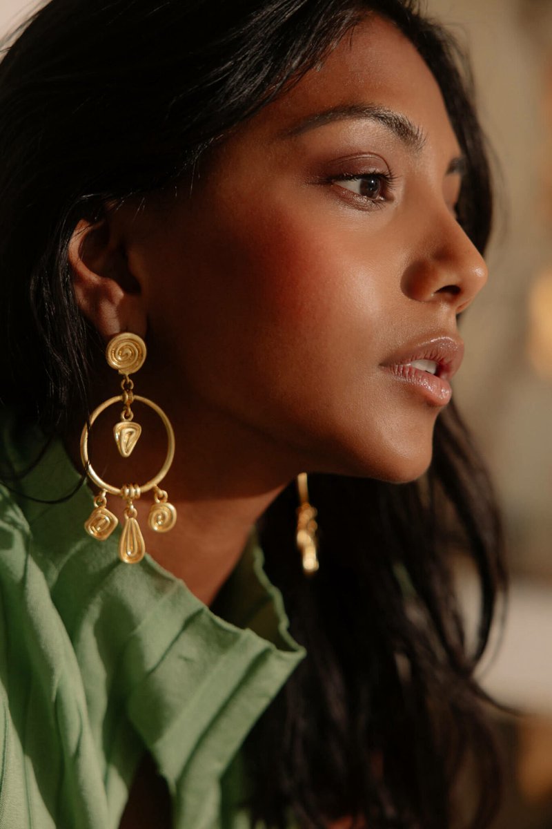charithrafiles's tweet photo. Charithra Chandran for The Italian Rêve https://t.co/bwLiqlMdBH